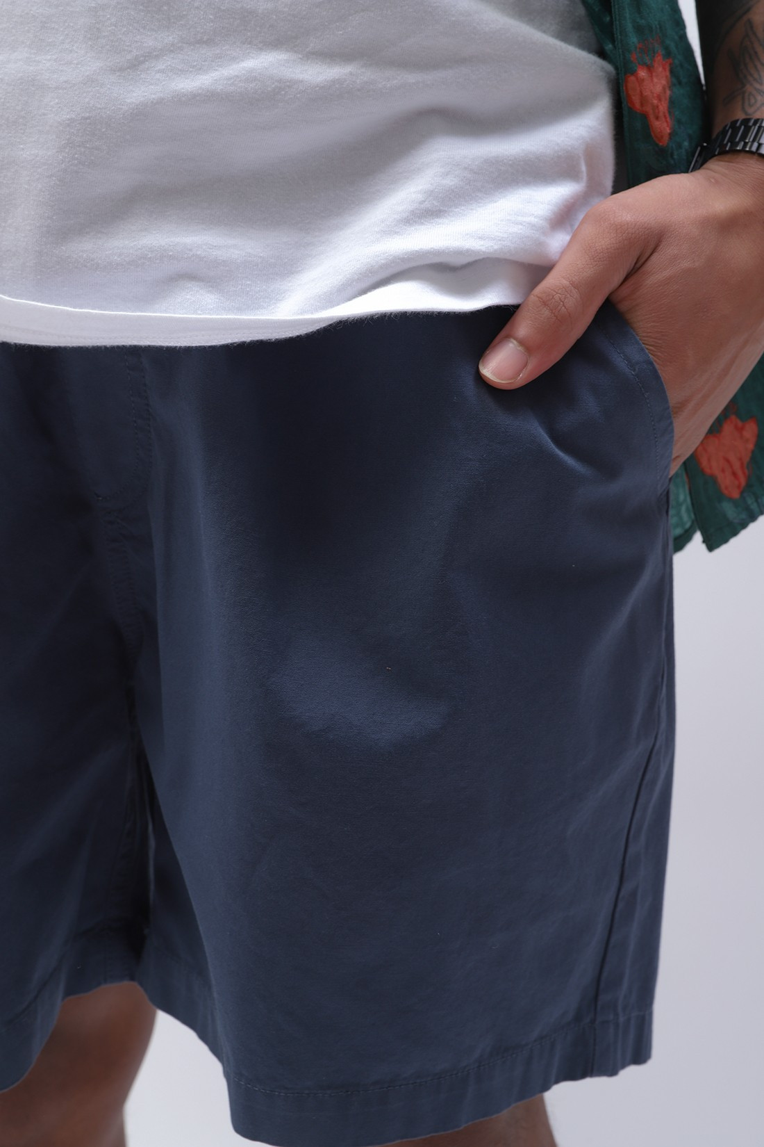 COLORFUL STANDARD / Classic organic twill shorts Petrol blue
