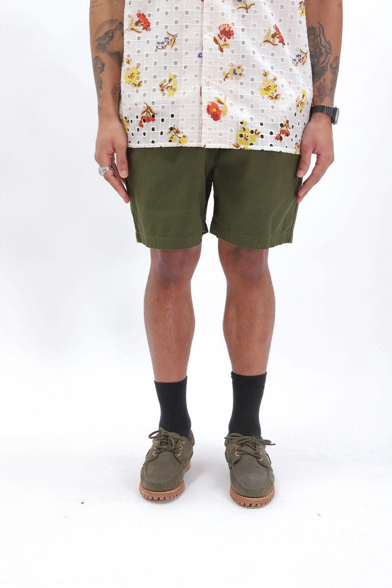 Classic organic twill shorts Seaweed green