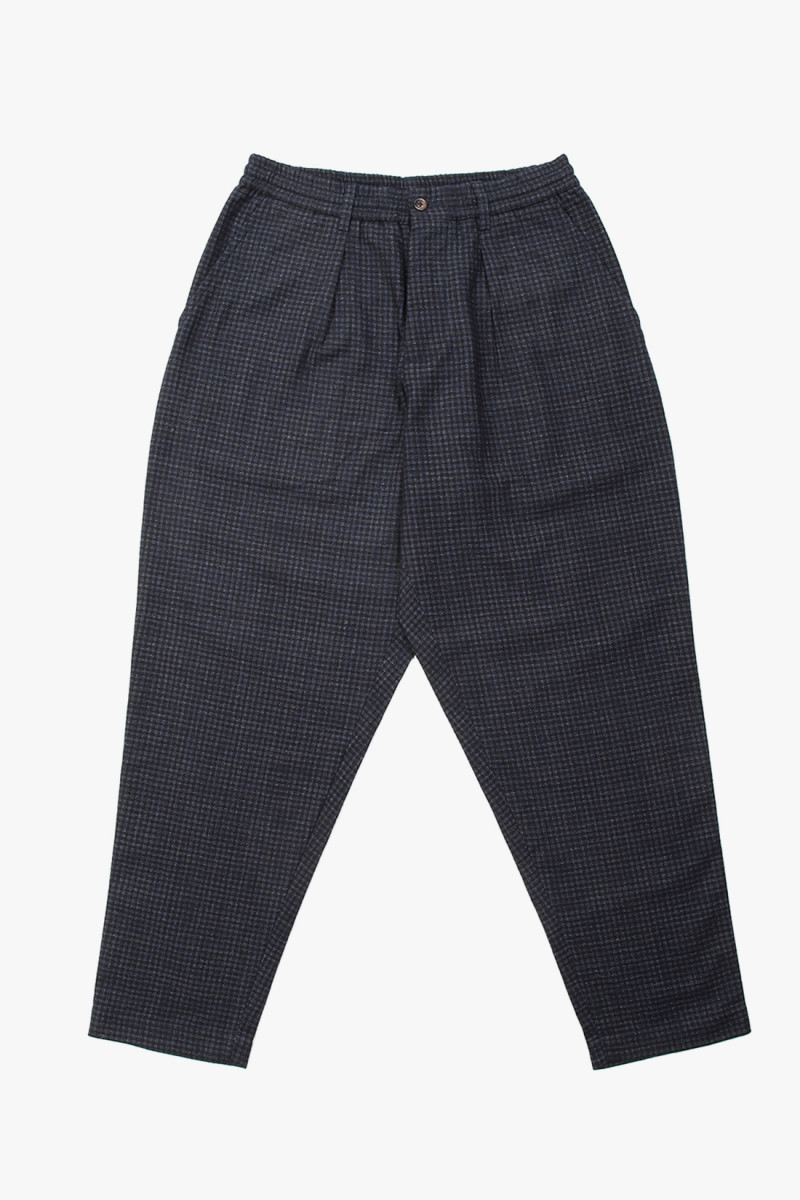 Pleated track pant check...