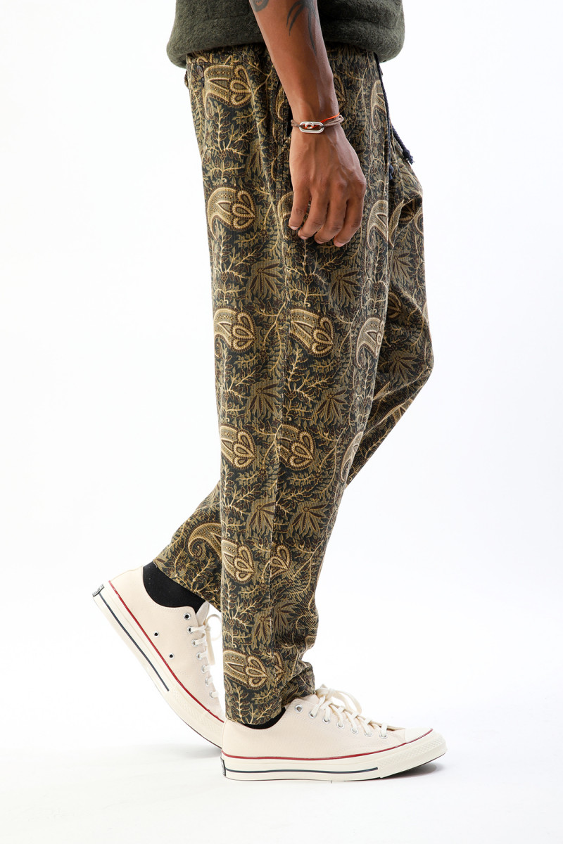 Universal works Pleated track pant paisley Navy - GRADUATE STORE