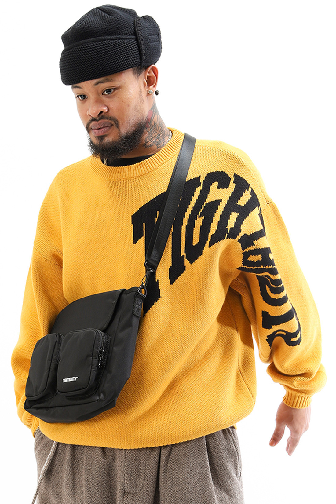 Tightbooth Acid logo knit sweater mustard - GRADUATE STORE | FR