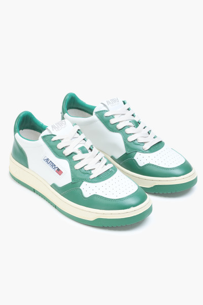 Autry Medalist low wb03 White/green - GRADUATE STORE