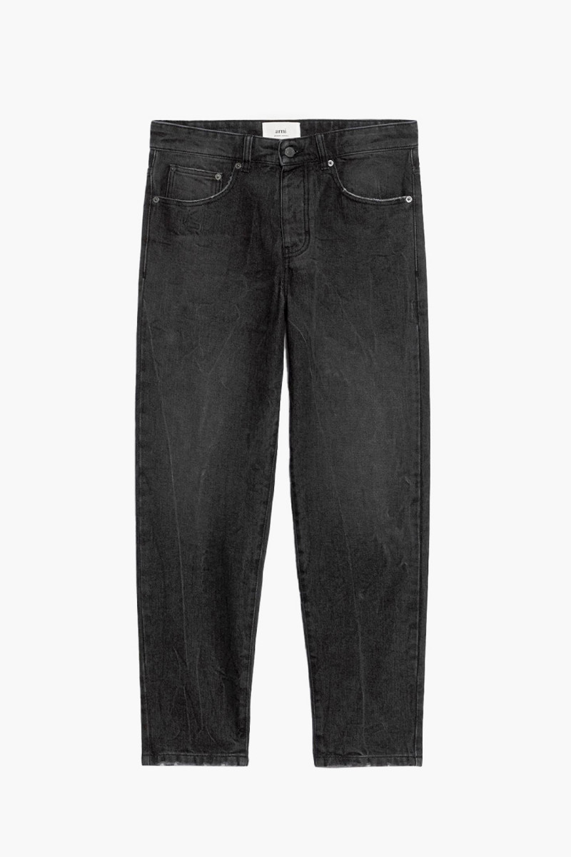 Tapered fit jeans used black