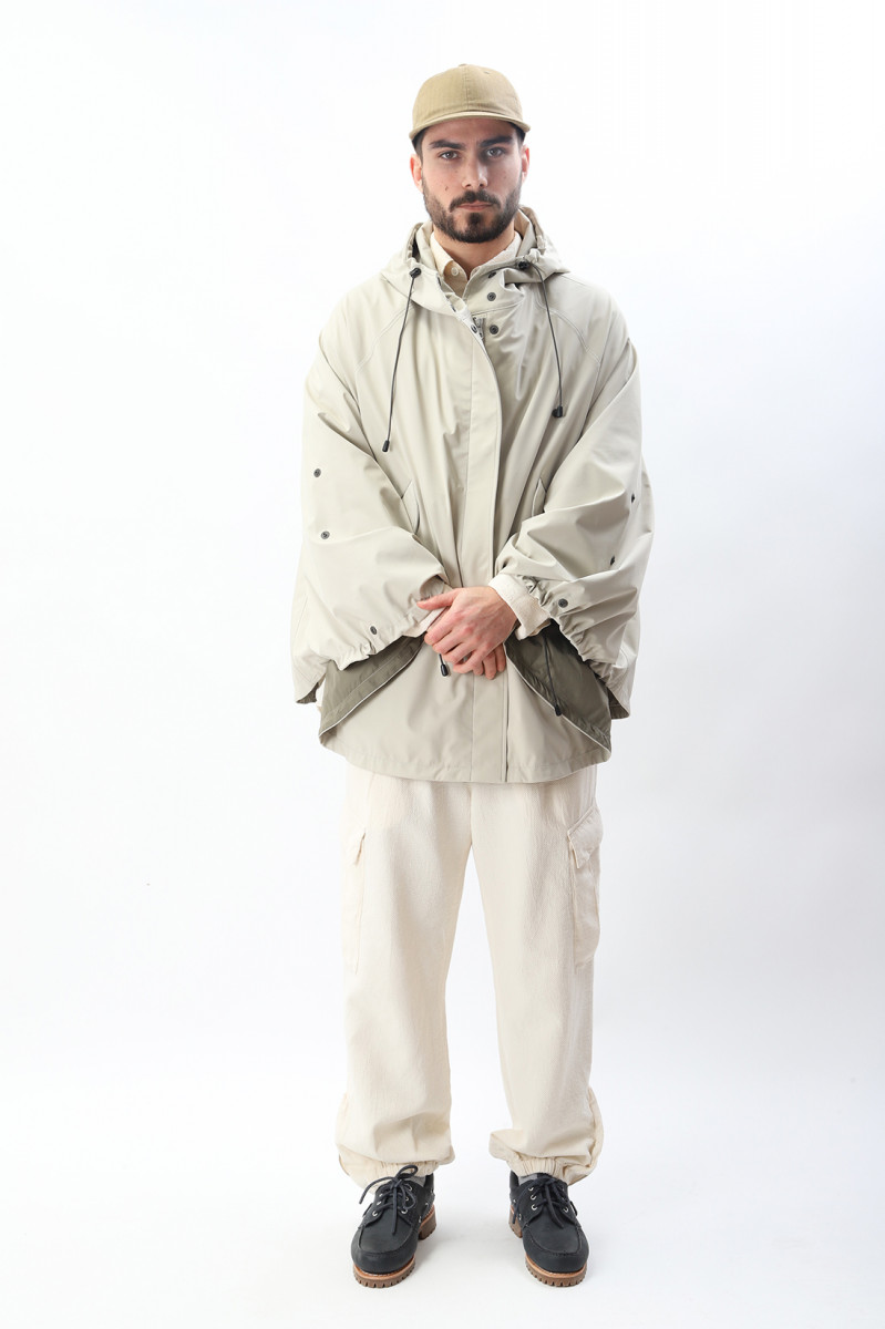 Our legacy Poncho Dusty white - GRADUATE STORE