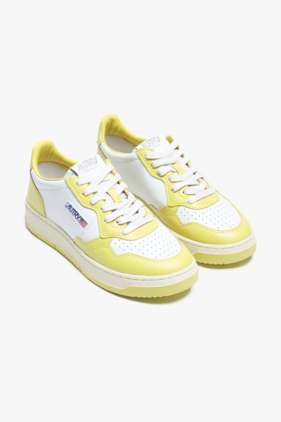 Autry Low medalist wb27 White/lime - GRADUATE STORE