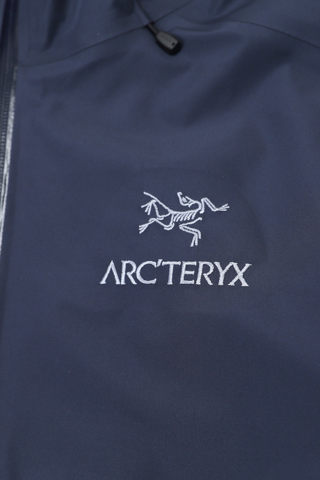 Arc'teryx Beta lt jacket men's Black sapphire - GRADUATE STORE | EN