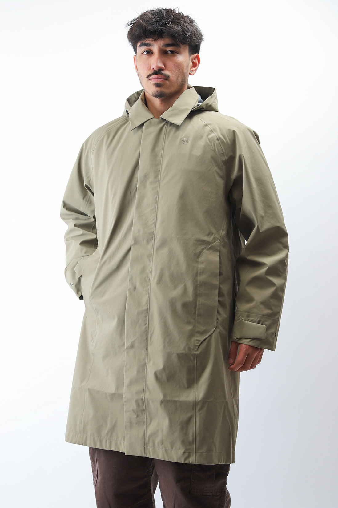 Goldwin Gore-tex bal collar coat Old beige - GRADUATE STORE | EN