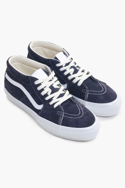 Vans vault clearance store