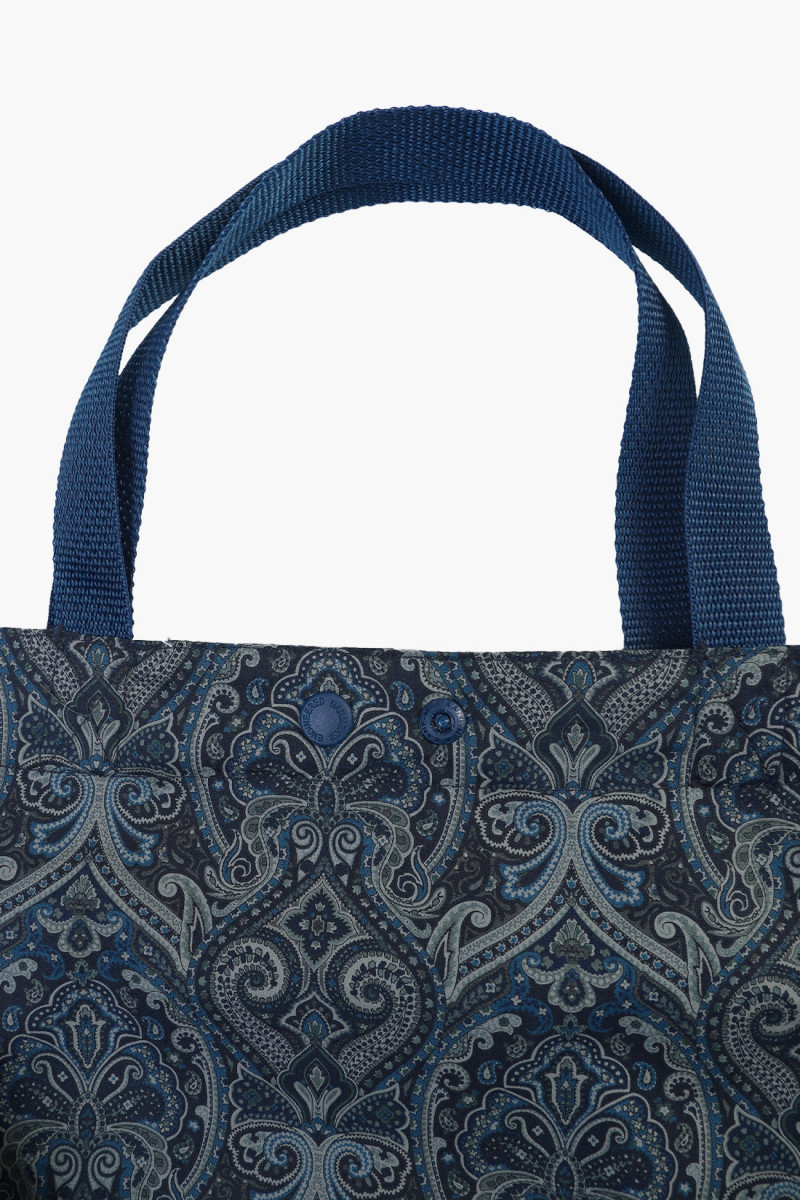 Carry all tote reversible Madras/paisley