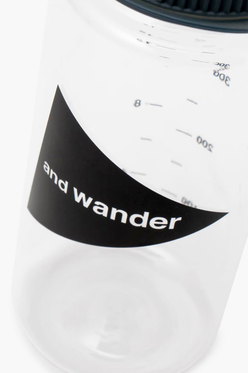 And wander logo bottle 500 Clear