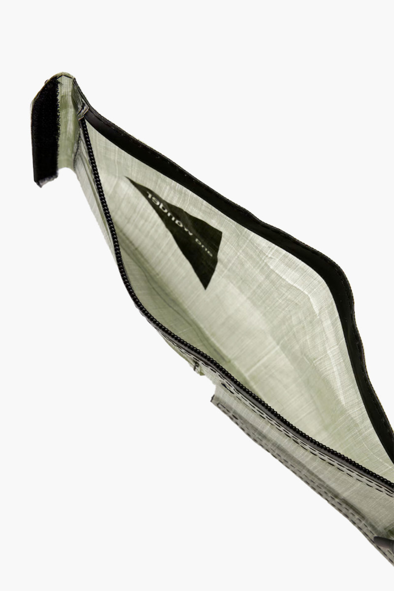 Dyneema wallet Green 140