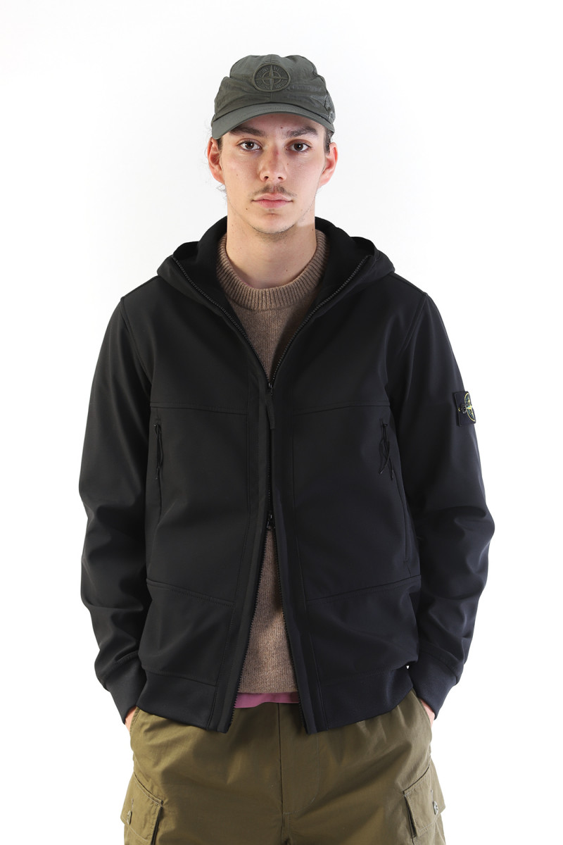 Q0322 soft shell-r v00298 Nero