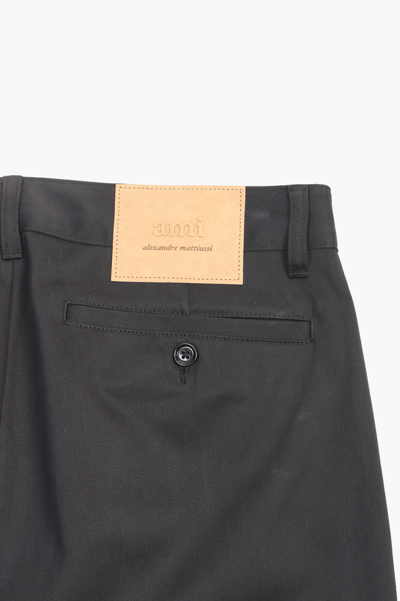 Straight chino trousers Black