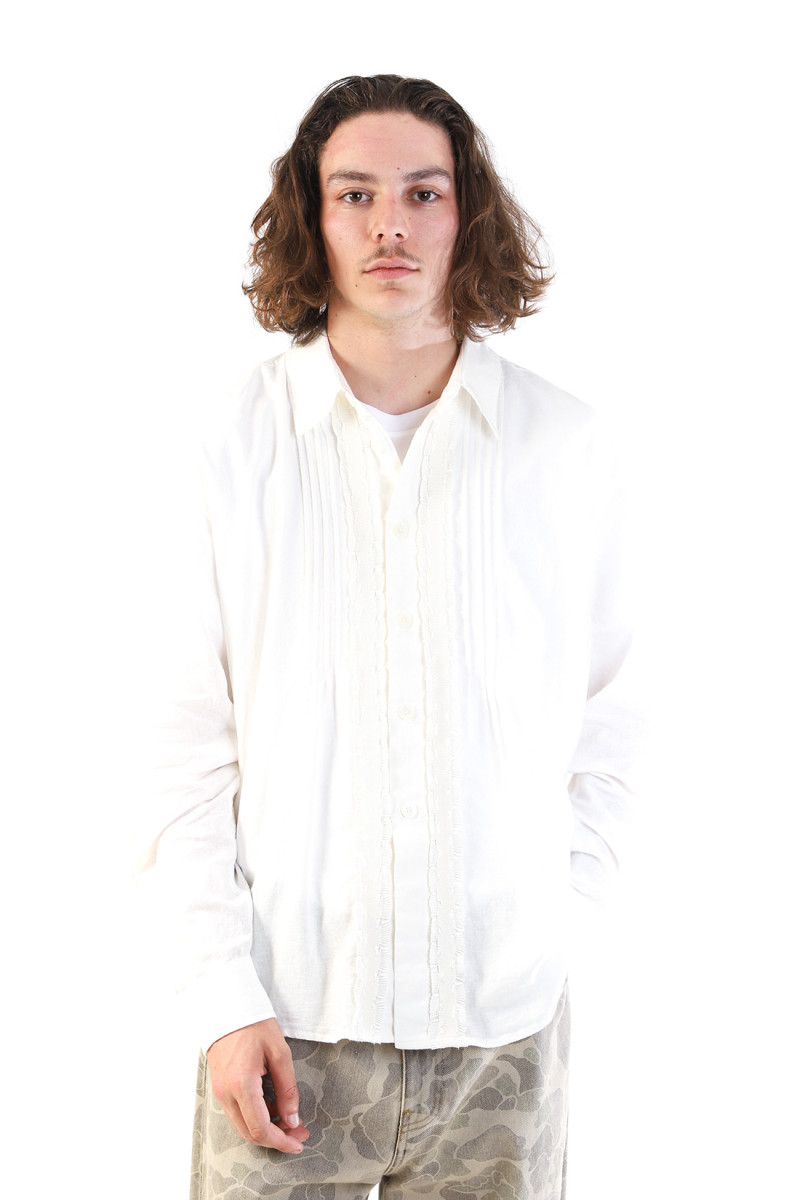 Beyond shirt White kitchen weave