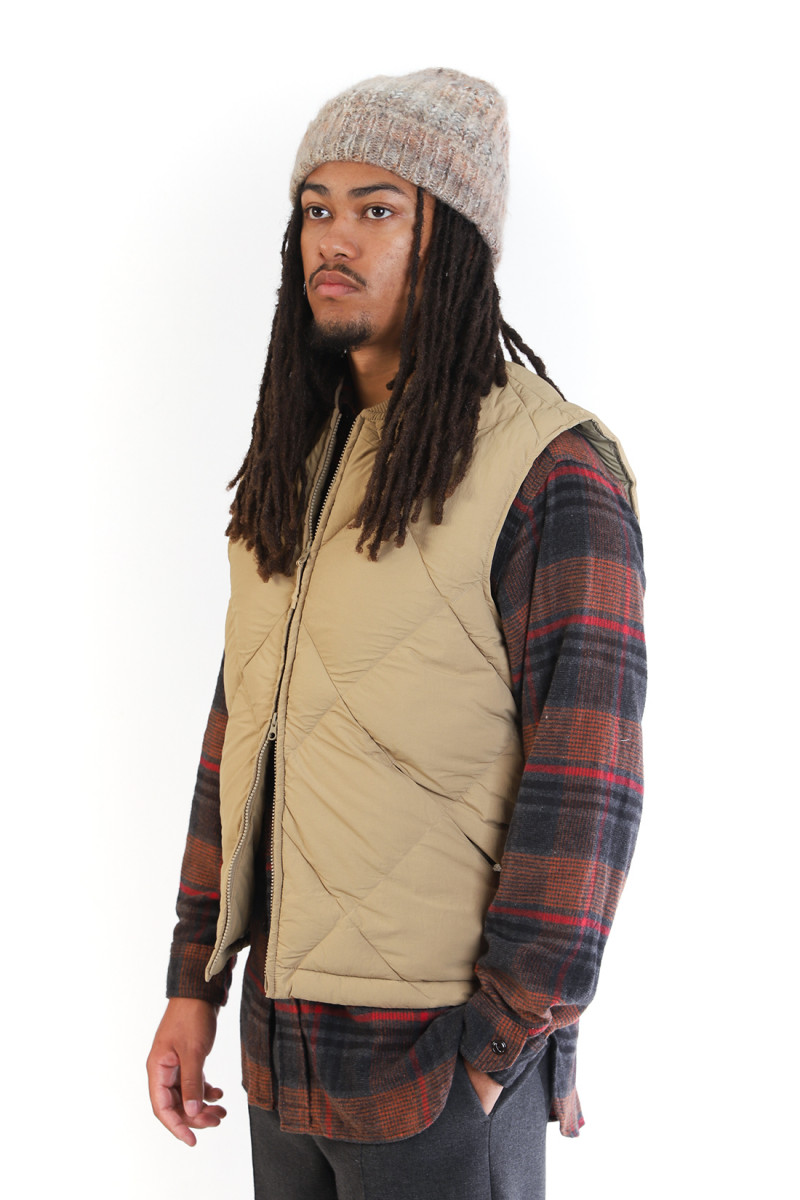 Linton padded vest Sand