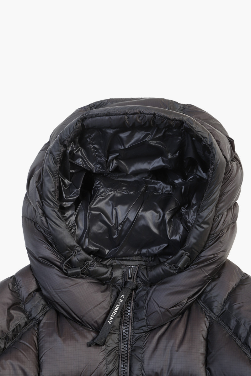 D.d. shell hooded medium down Black