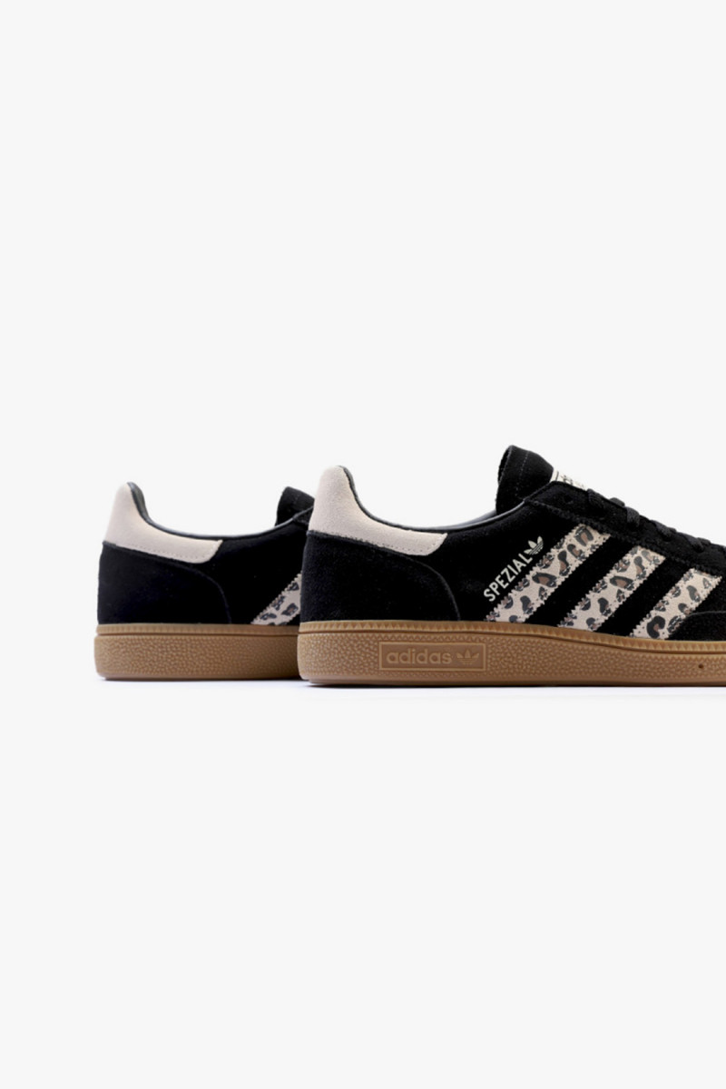 Handball spezial w Black/wonder