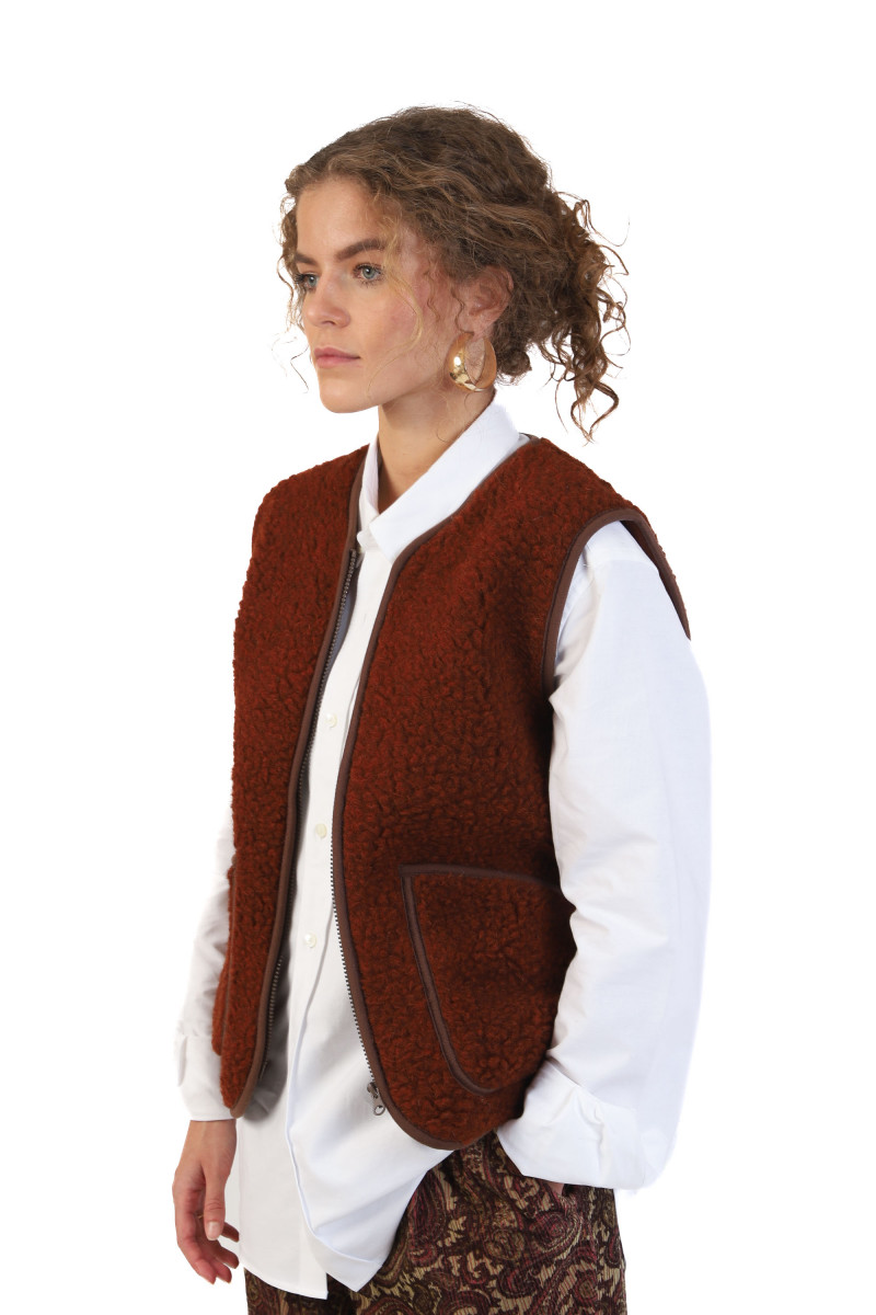 Pepitko vest Cognac