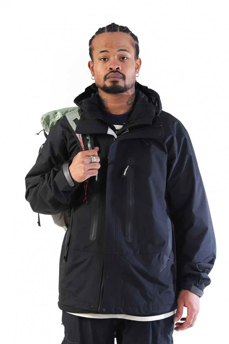 2.5l hiker rain jacket Black