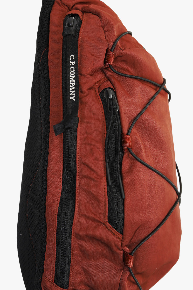 Nylon b crossbody rucksack Sable