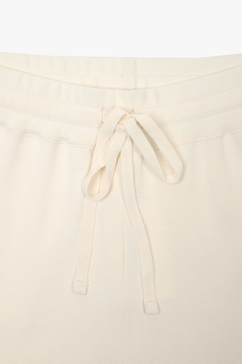 Shorts main White