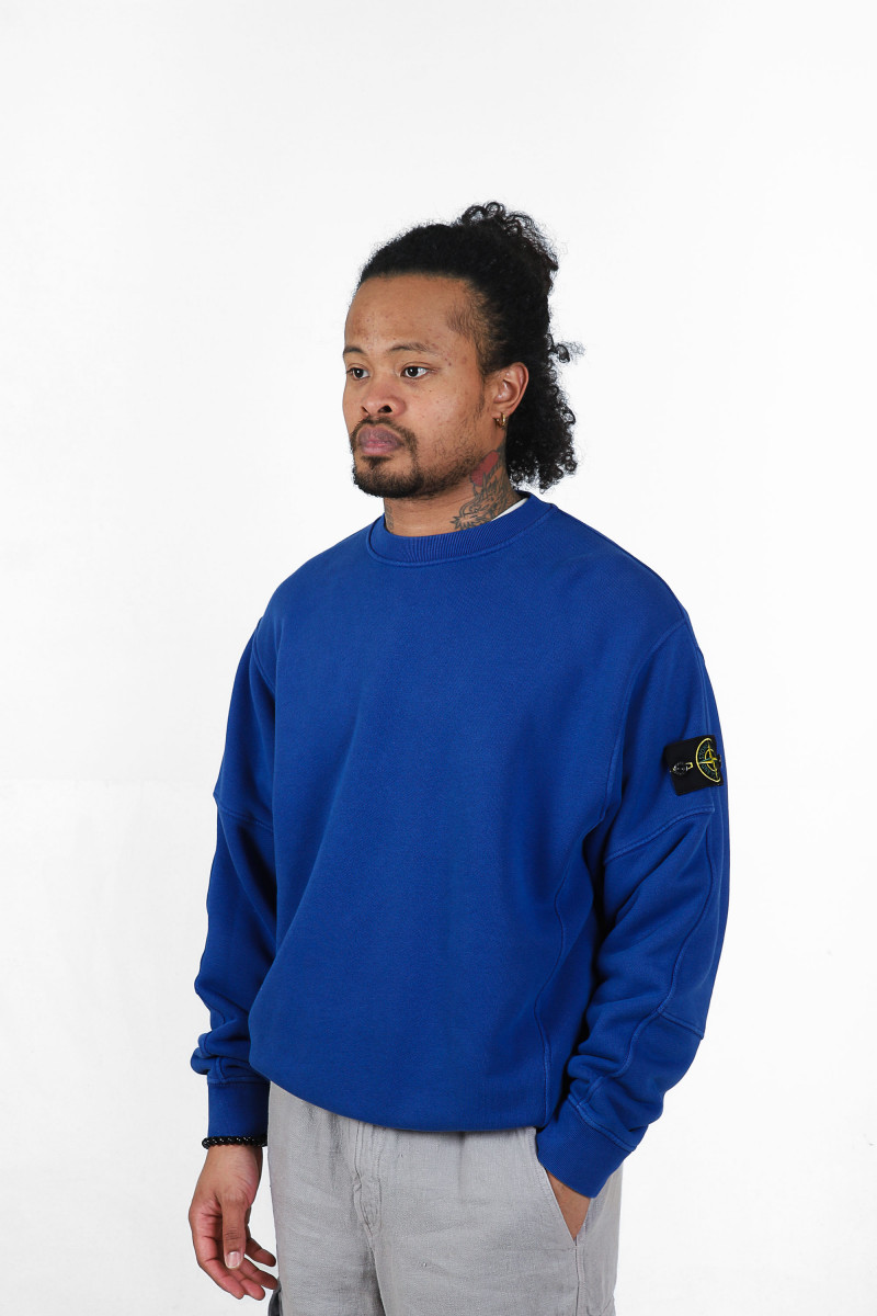 6100032 crewneck v0122 Bluette