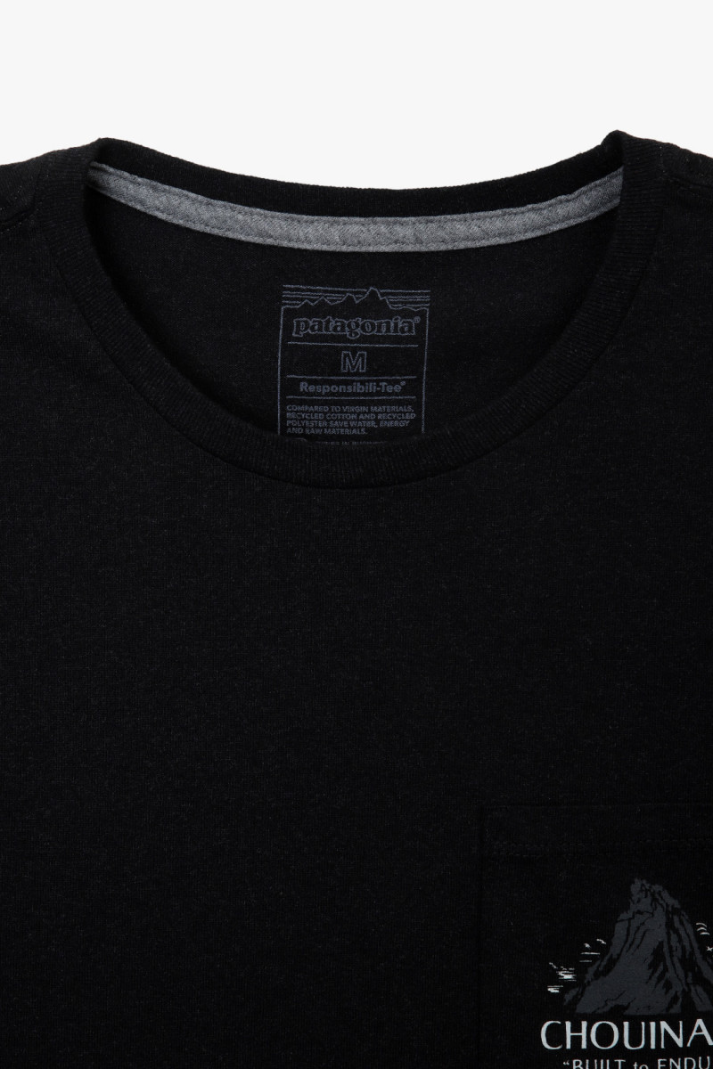 M's chouinard crest pocket tee Ink black