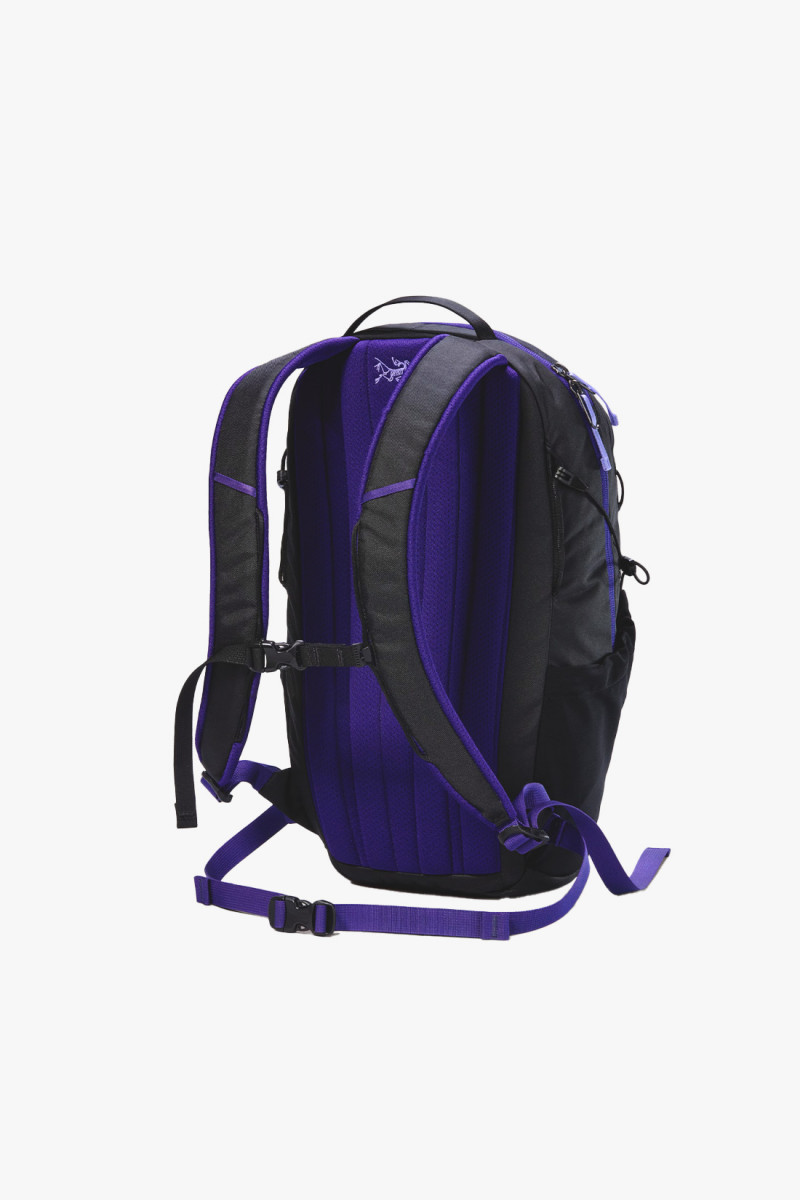 Mantis 16 backpack Black/soulsonic