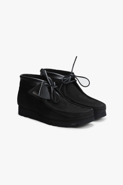 Clarks originals Wallebee boot x invincible Black combi - GRADUATE ...