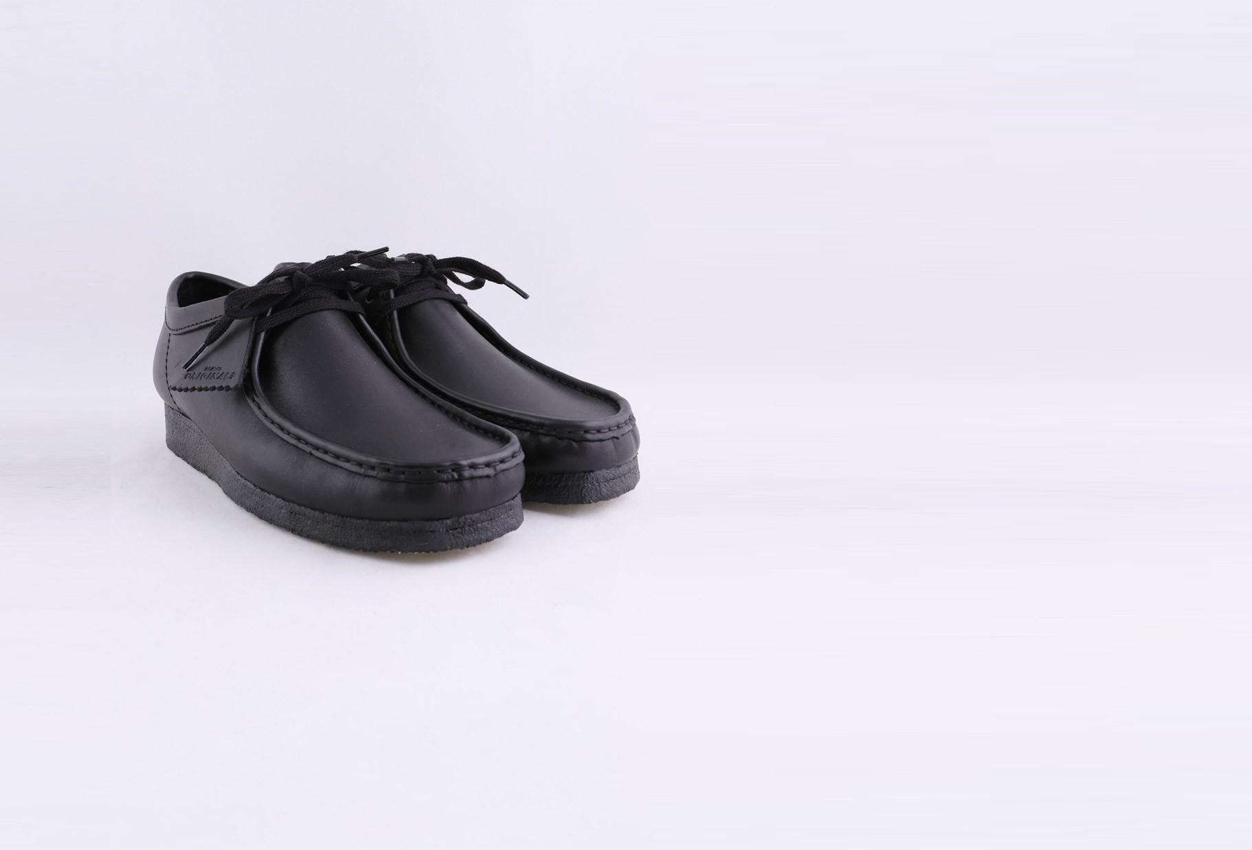 clarks wallabee low black