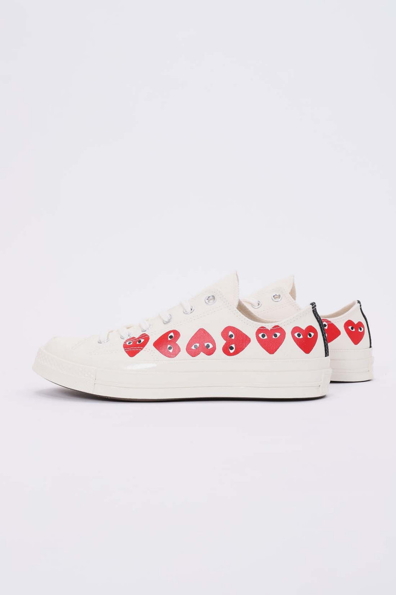 Play multi heart low White