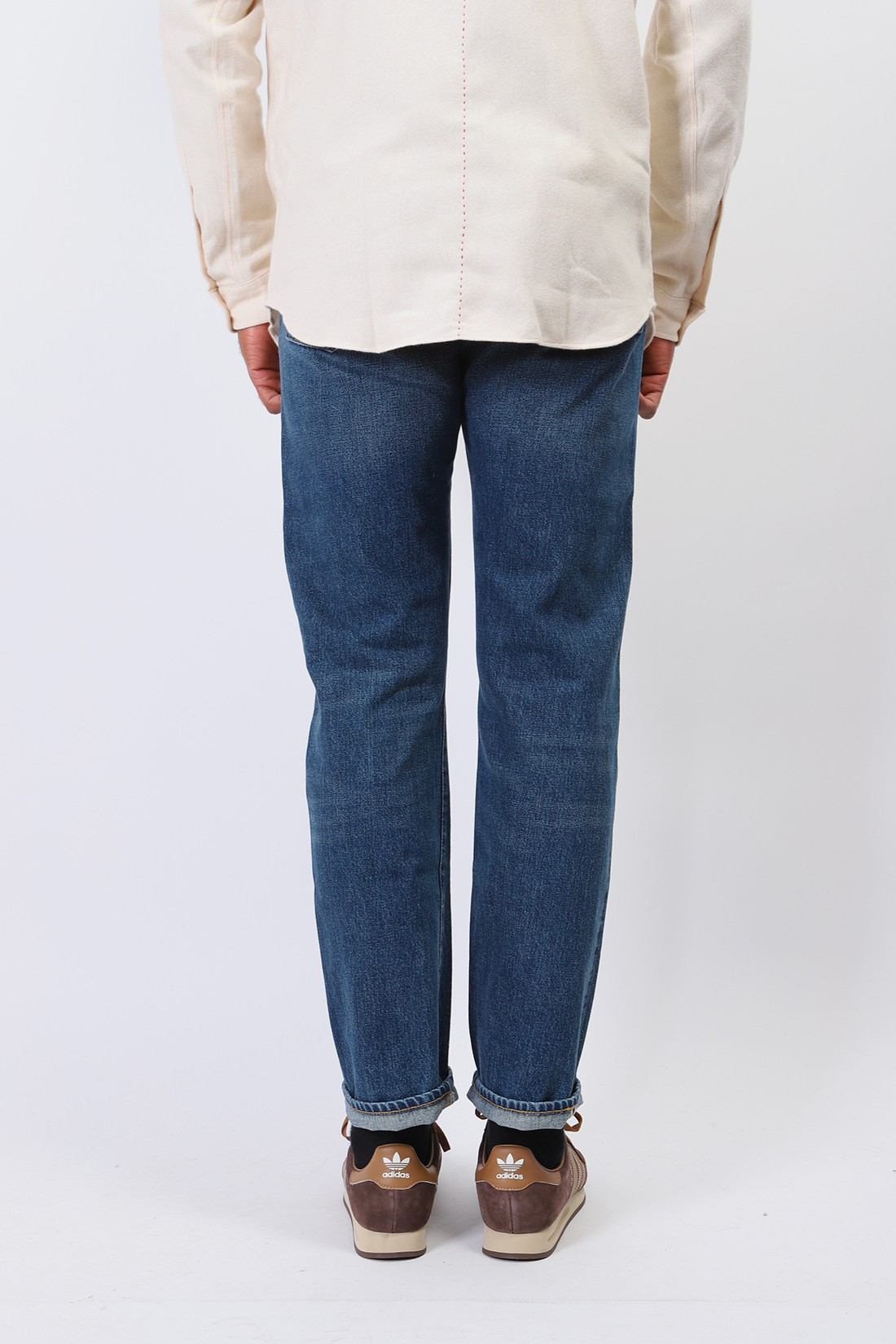 LEVI'S ® VINTAGE CLOTHING / 1954 501 jeans Still breath