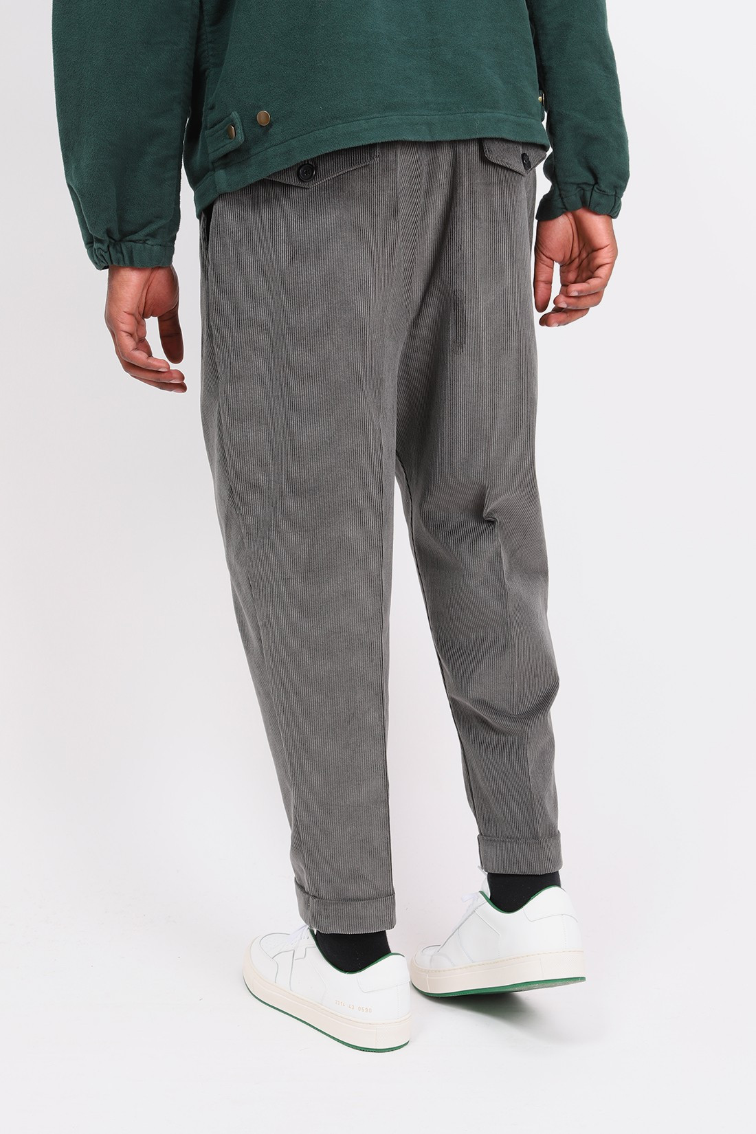 AMI / Corduroy carrot trousers Grey