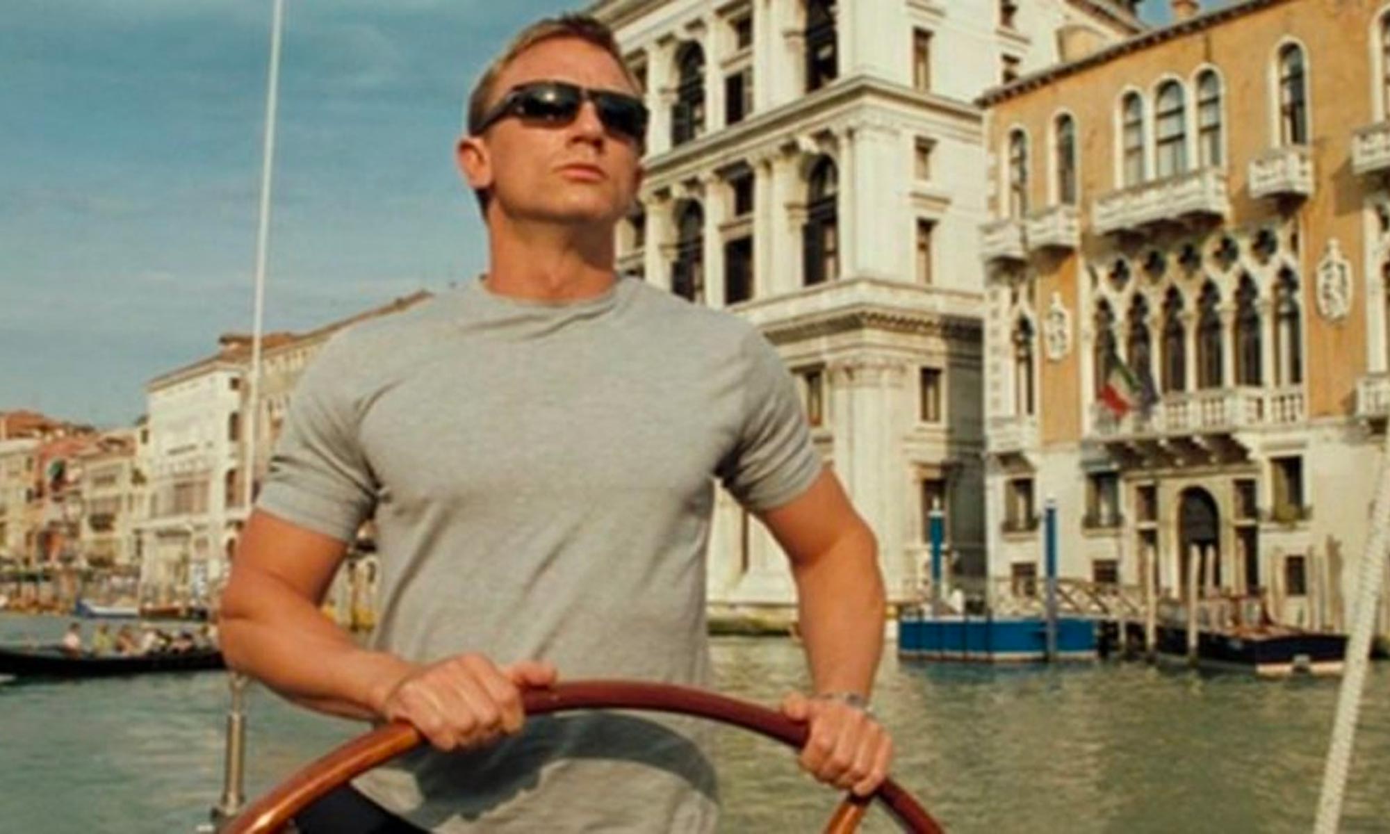 james bond polo outfit casino royale